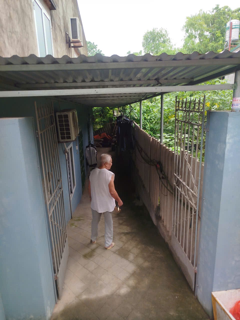 E75 - Ảnh 2