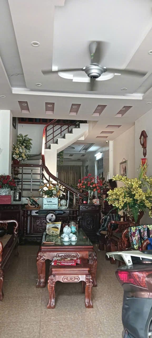 A836 - Ảnh 2